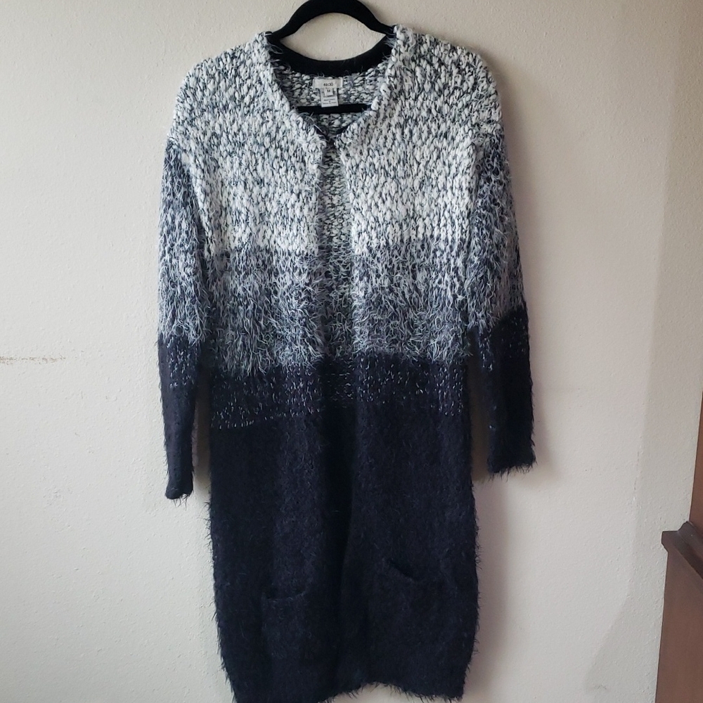 Stylish Black and Gray Women's Sweater